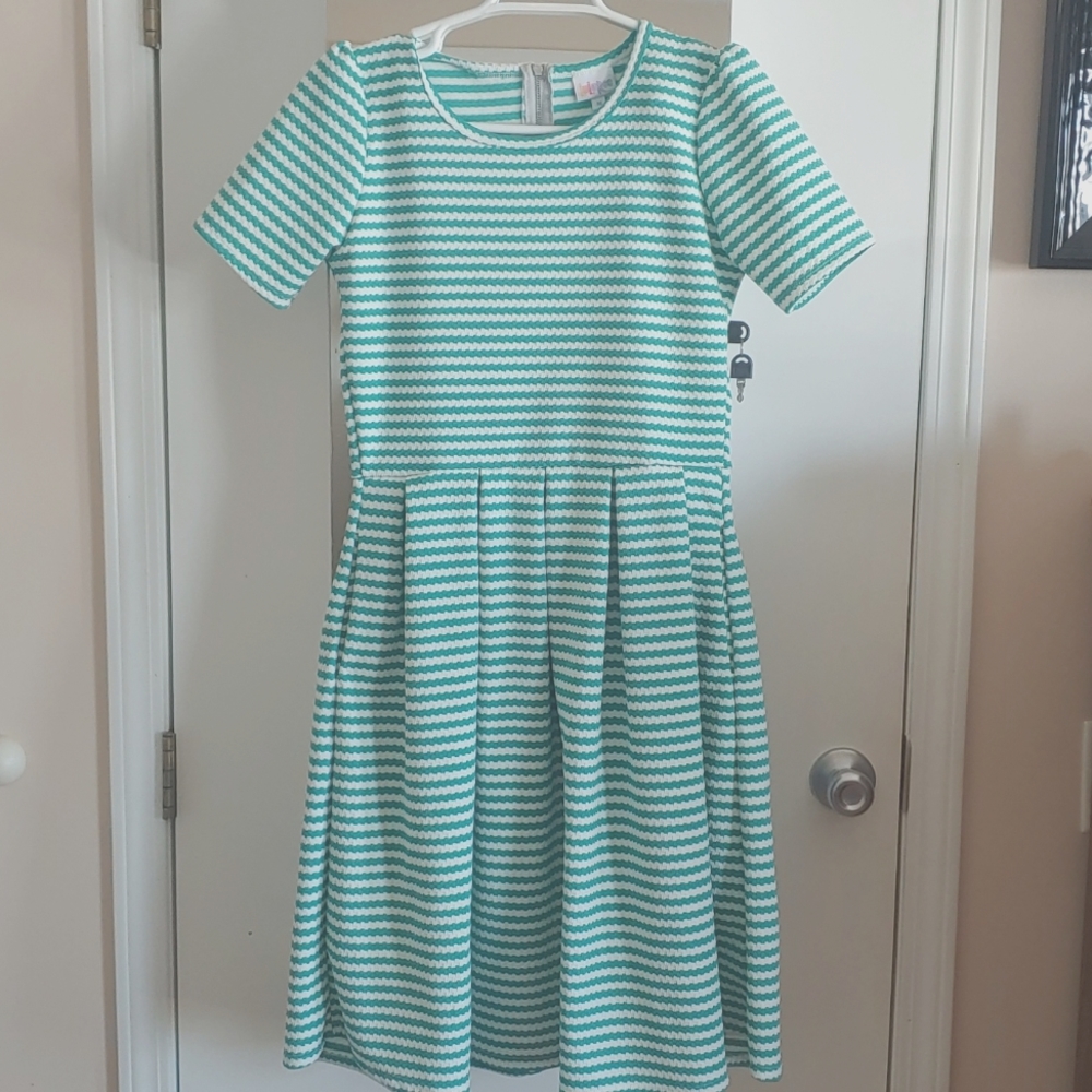 Lularoe Amelia Dress